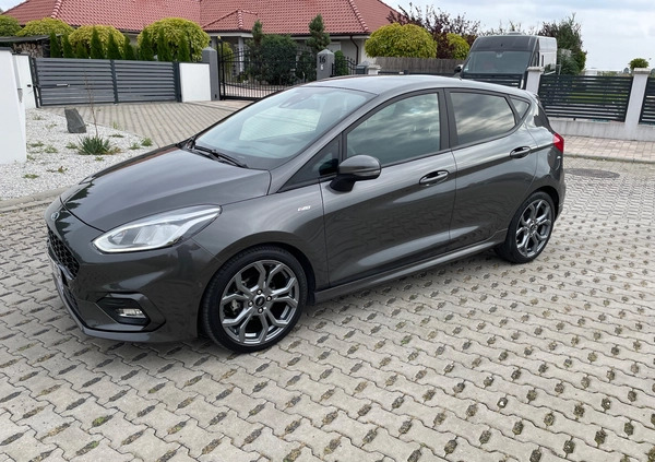 Ford Fiesta cena 64000 przebieg: 17938, rok produkcji 2020 z Janikowo małe 106